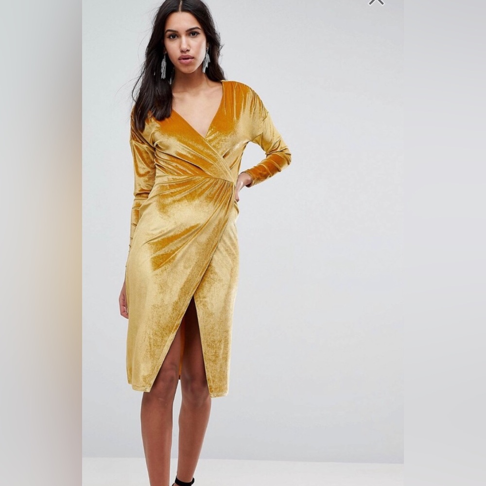 ASOS Gold Velvet Midi Wrap Dress; Size 8. NWT.